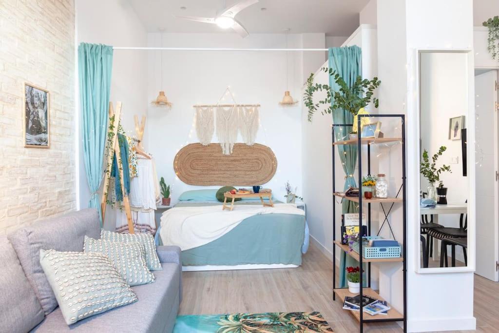 ולנסיה Al5 Seaside Bliss-Stylish Loft Steps From Malvarrosa מראה חיצוני תמונה