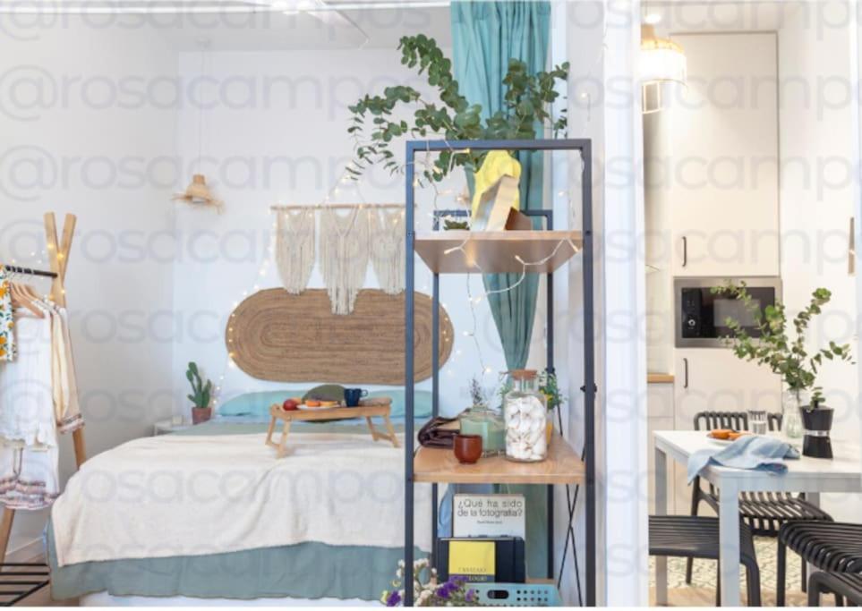 ולנסיה Al5 Seaside Bliss-Stylish Loft Steps From Malvarrosa מראה חיצוני תמונה